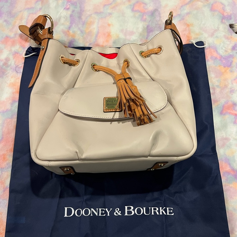 Dooney & Bourke shoulder bag